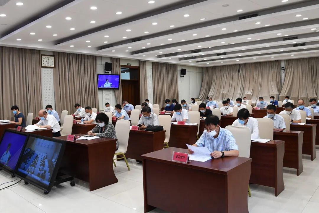 徐建国：：：四大行动攻坚散煤传染治理 坚定打好蓝天保卫战